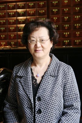何嘉琳.jpg